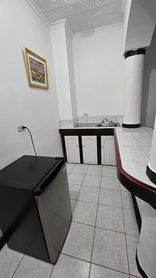 Hotel Valladolid Heredia Dış mekan fotoğraf